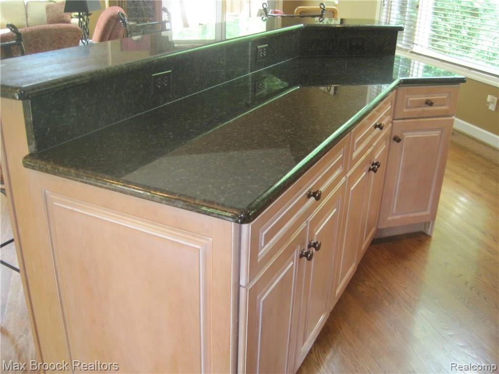 7265 Rabbit Ears Pass, Unit 35 Clarkston, MI 48346 - Photo 17 of 54 kit 7.JPG