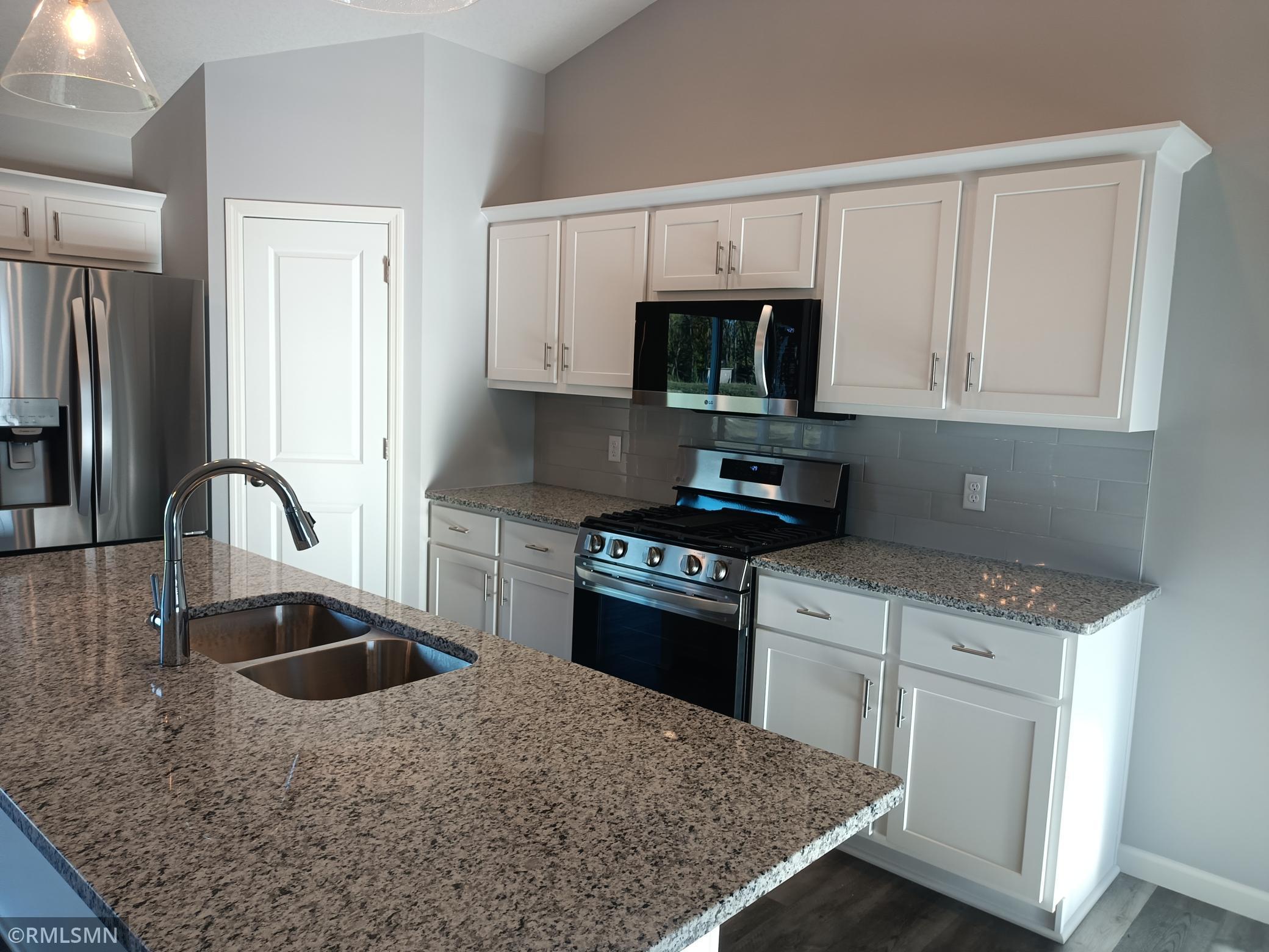 1018 2nd Street Southwest Delano, MN 55328 - Photo 7 of 29