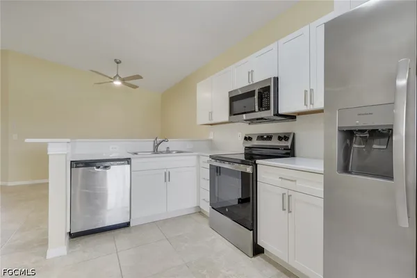 $1,950 | 5011 Southwest 16th Place, Cape Coral, FL 33914