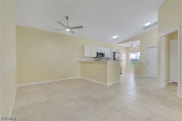 $1,950 | 5011 Southwest 16th Place, Cape Coral, FL 33914