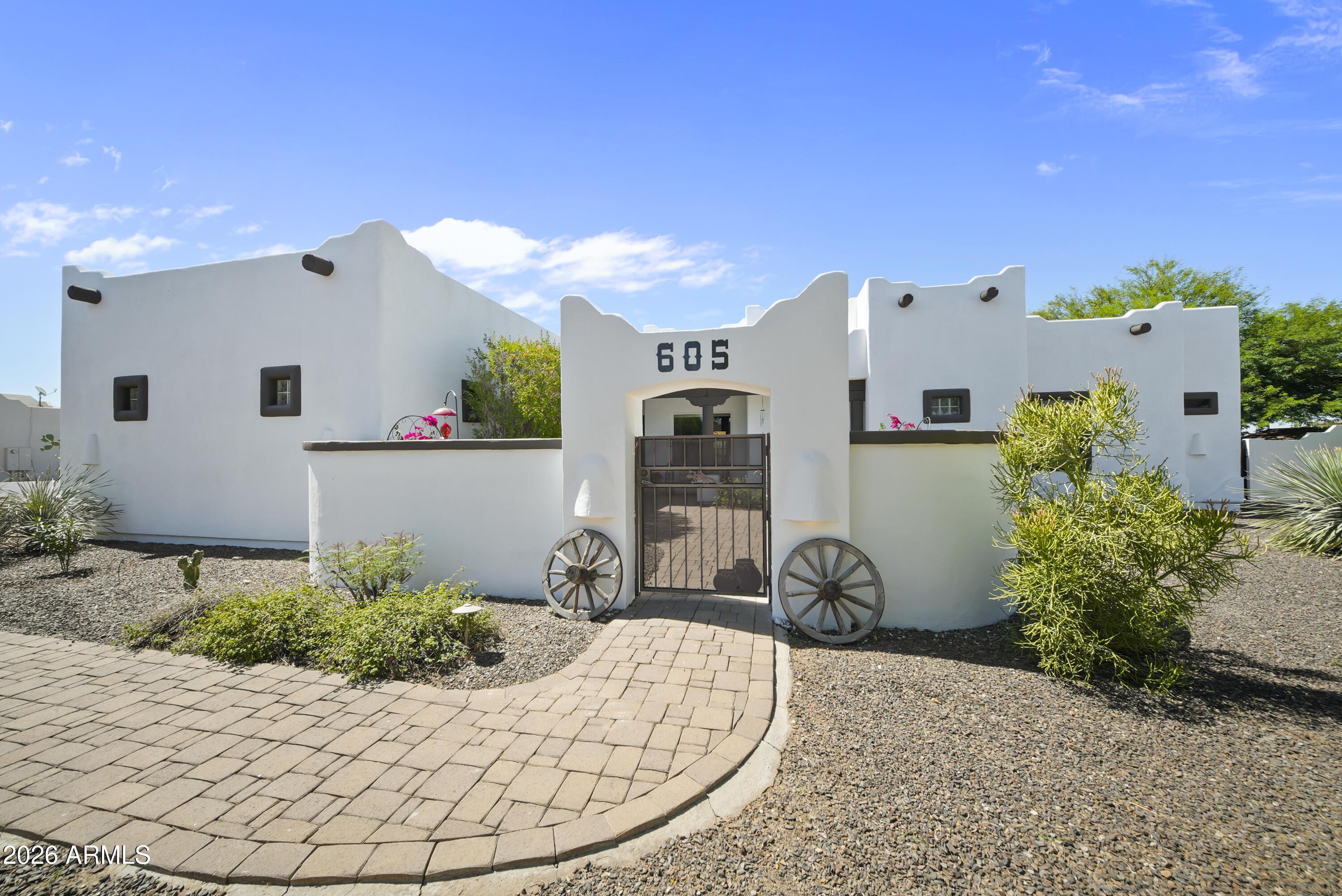 605 West Ridgecrest Road Phoenix, AZ 85086 - Photo 12 of 40 a view of a house with patio