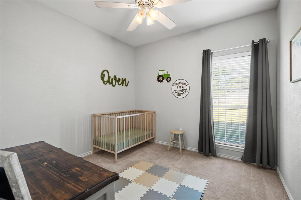 406 Sunshine Trail Bells, TX 75414 - Photo 26 of 37 a room with toys and a window