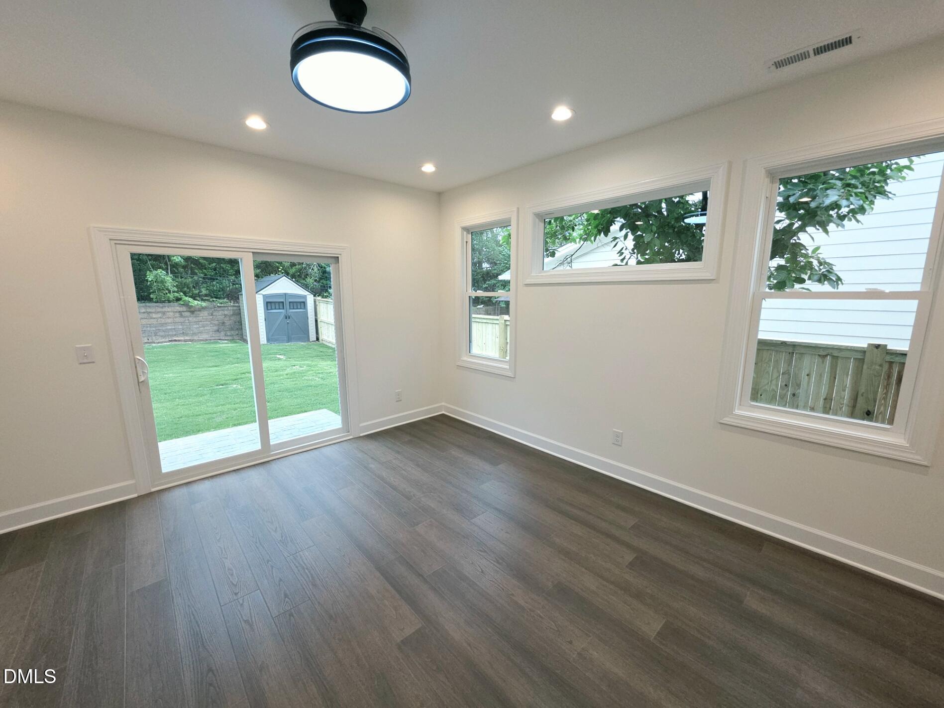 7608 Silver View Lane Raleigh, NC 27613 - Photo 20 of 46