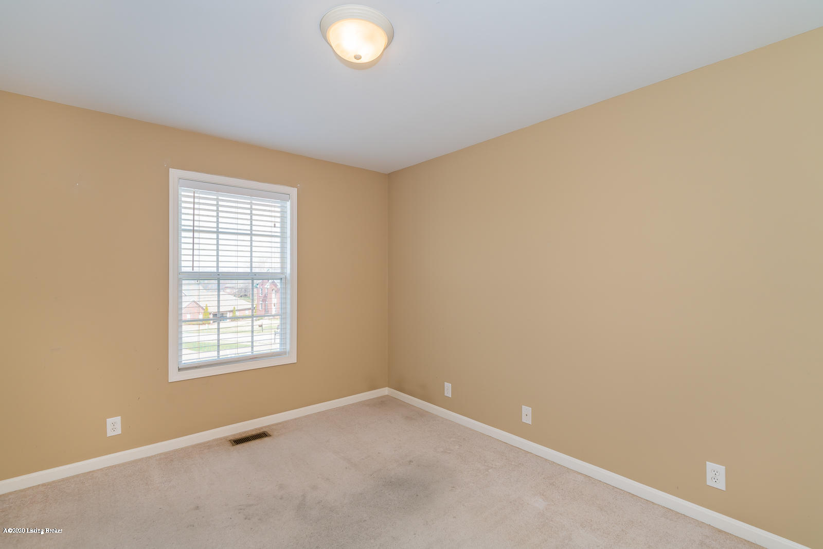 6715 Obryan Road Louisville, KY 40291 - Photo 19 of 44 6715 Obryan Rd L-9