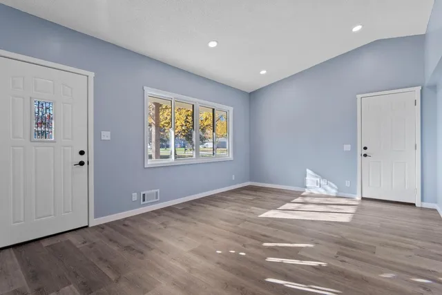 $297,900 | 11927 Vintage Street Northwest, Coon Rapids, MN 55433