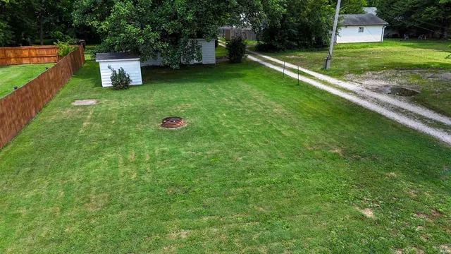 $189,900 | 112 East 2nd Street, Huntingburg, IN 47542