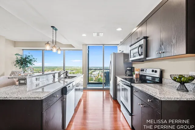 $429,000 | 335 Bridge Street Northwest, Unit 1703, Grand Rapids, MI 49504