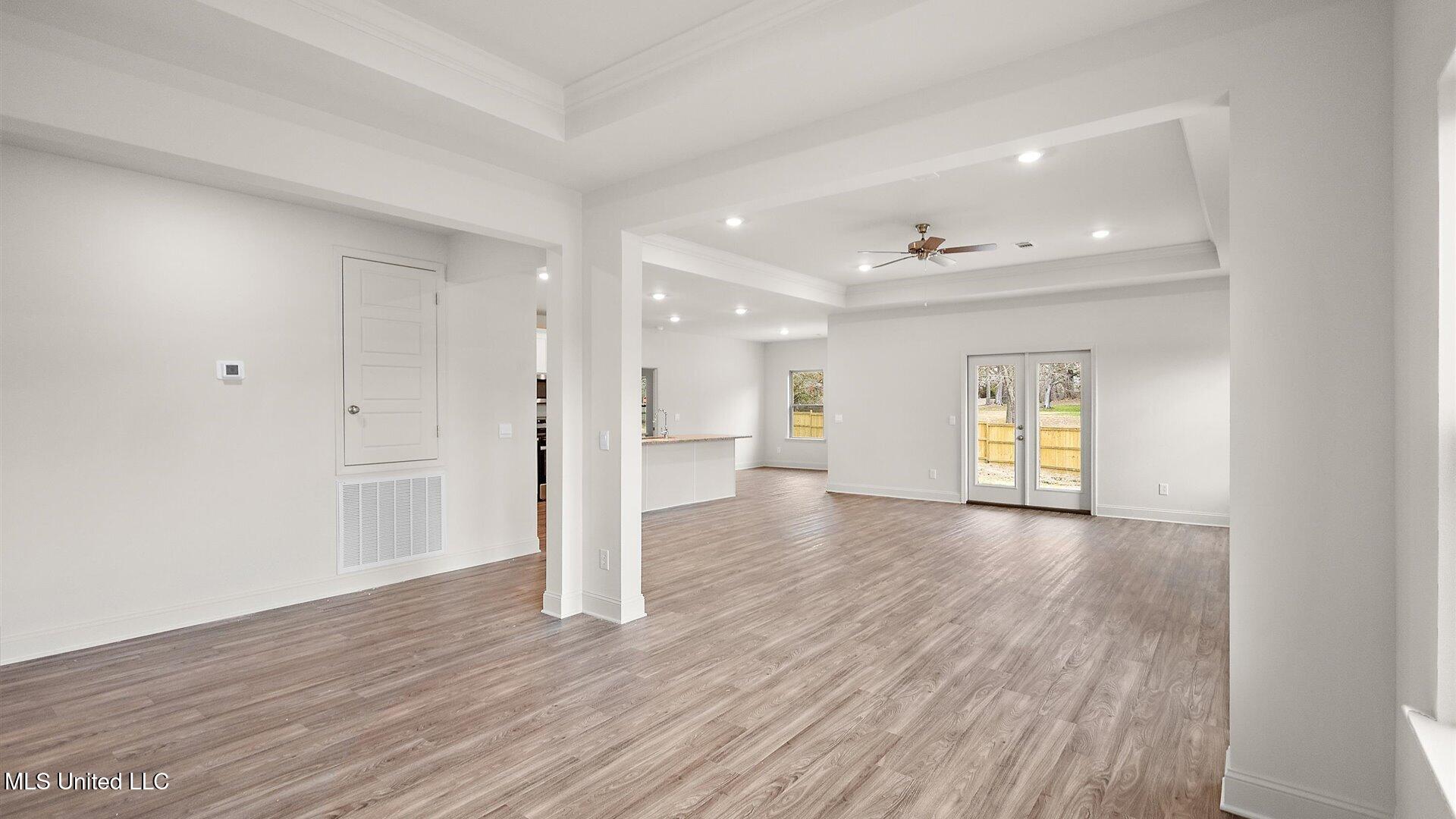 102 Triple Crown Cove Clinton, MS 39056 - Photo 7 of 37 10-3HTP5658