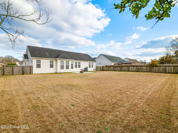 $310,000 | 302 Whirlaway Boulevard, Sneads Ferry, NC 28460