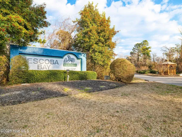 $310,000 | 302 Whirlaway Boulevard, Sneads Ferry, NC 28460