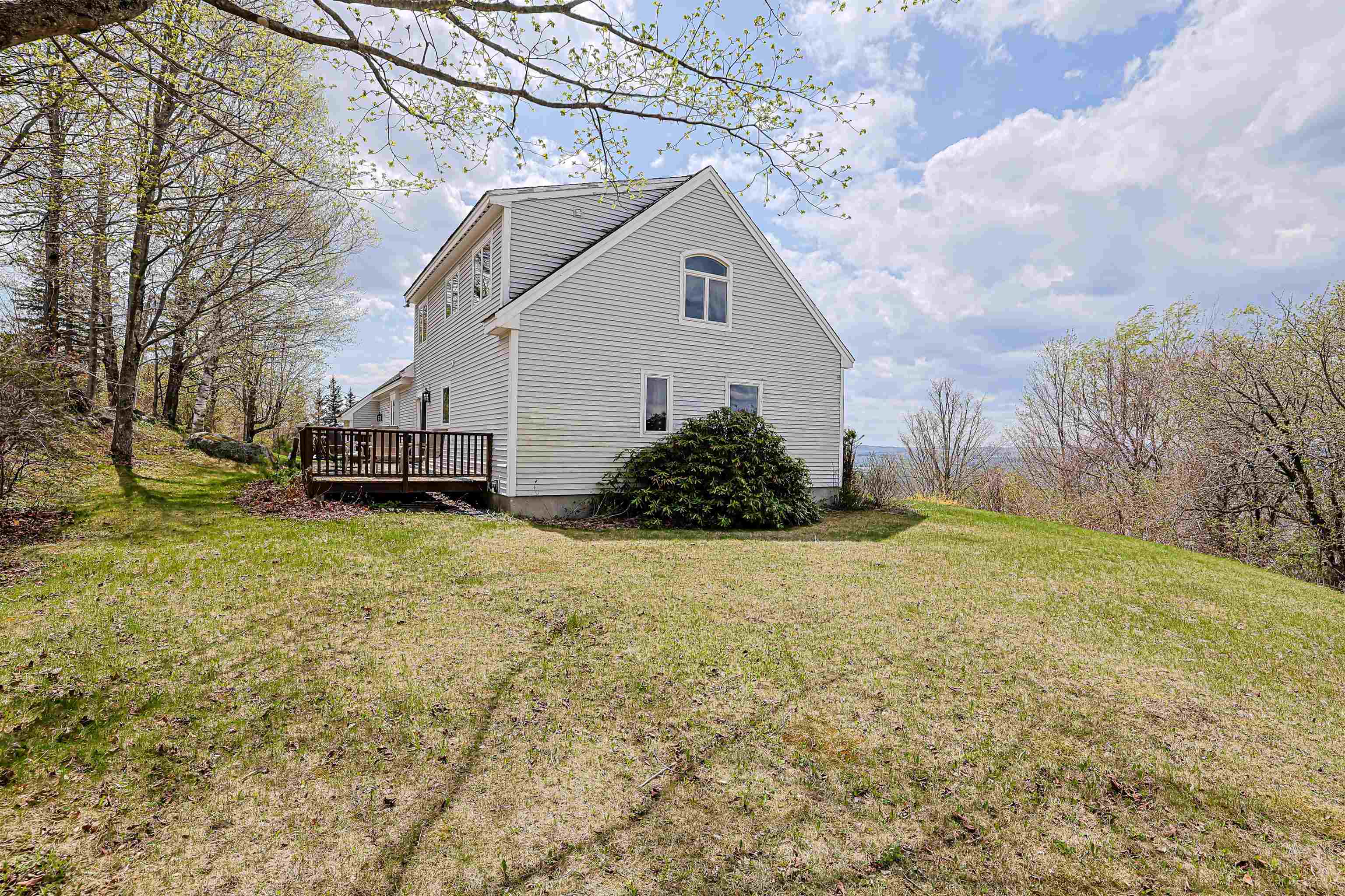 267 Kearsarge Mountain Road Wilmot, NH 03287 - Photo 3 of 46