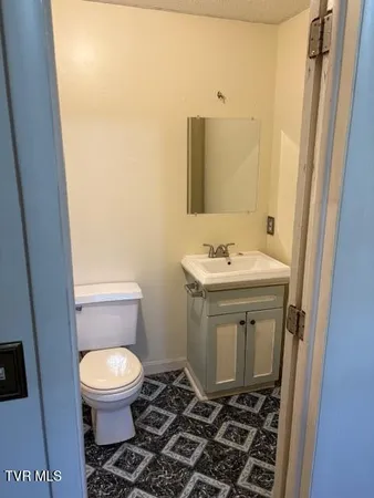 $750 | 1507 Cherokee Road, Unit 2, Johnson City, TN 37604