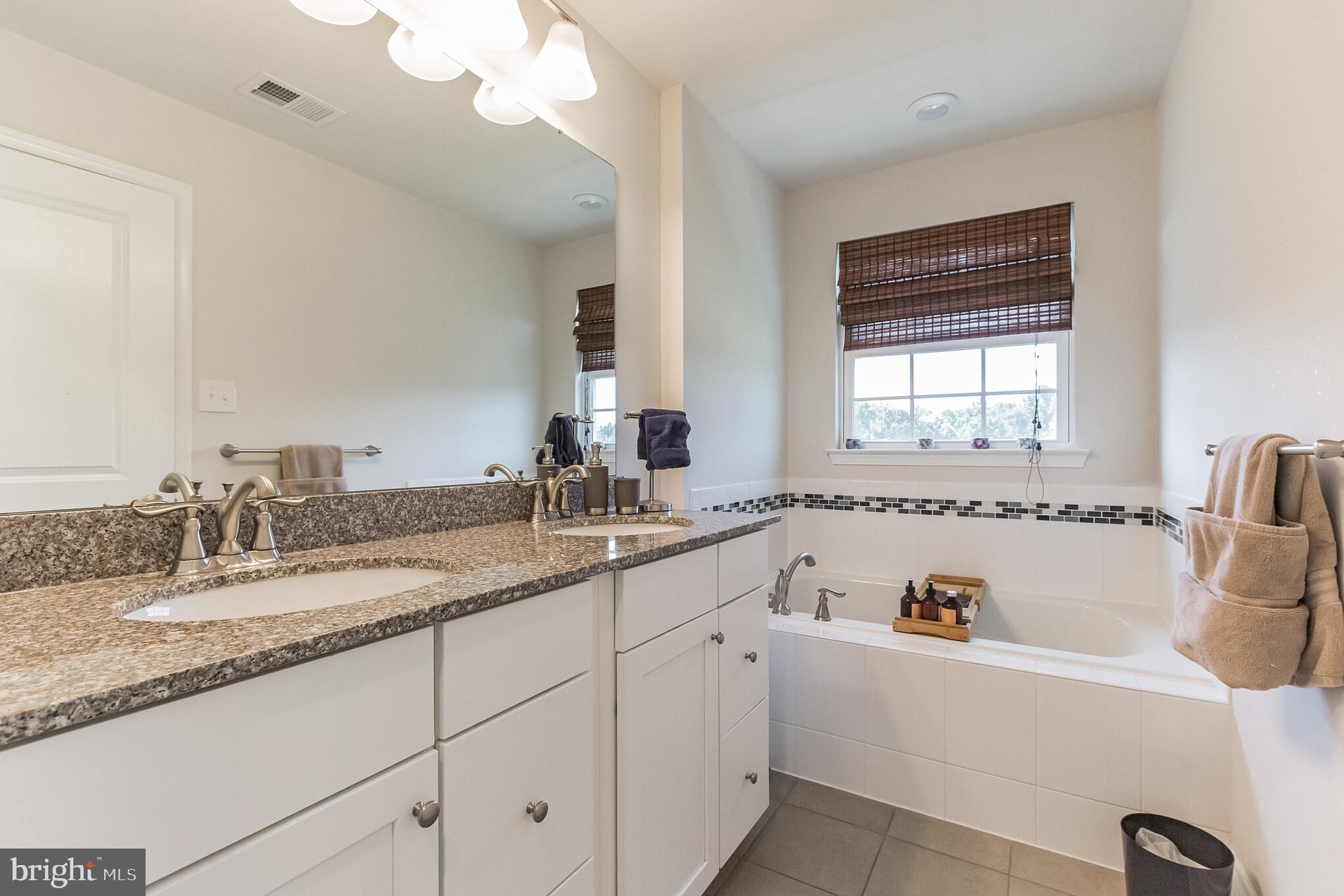 125 Pinnacle Place Sewell, NJ 08080 - Photo 21 of 30