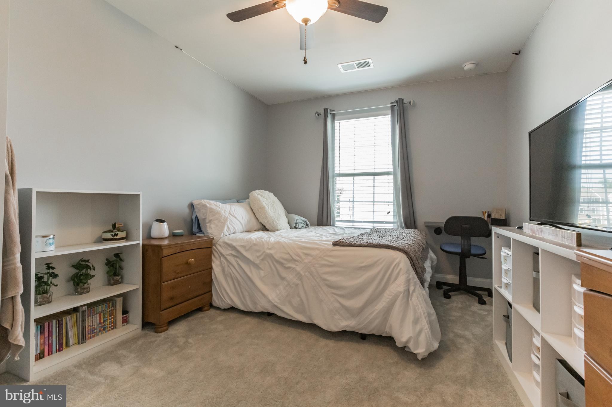 125 Pinnacle Place Sewell, NJ 08080 - Photo 23 of 30