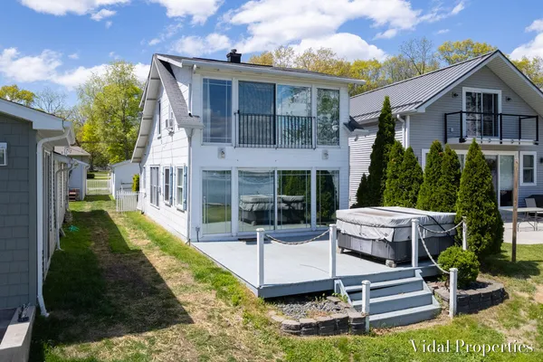 $325,000 | 8929 Waruf Avenue, Portage, MI 49002