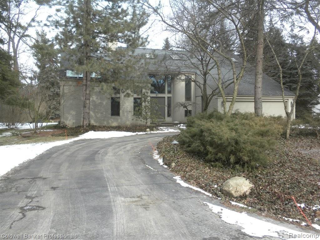 81 Manor Road Bloomfield Hills, MI 48304 - Photo 2 of 23 DSCN5010.JPG