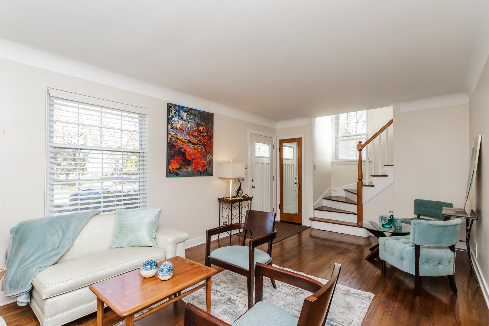 552 East Parkway Road Riverside, IL 60546 - Photo 6 of 25 a living room with furniture and a window