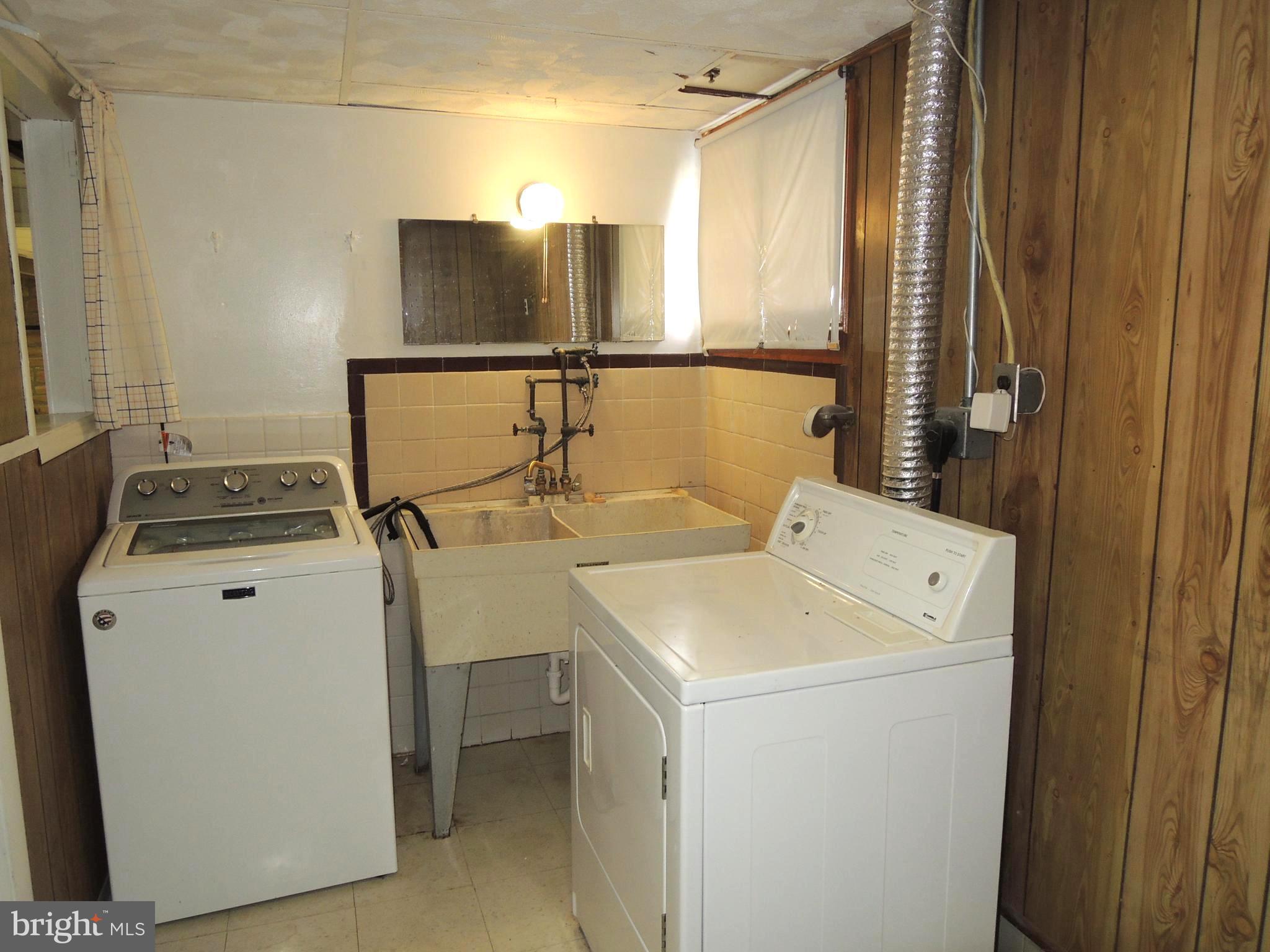 136 New Road Horsham, PA 19044 - Photo 16 of 29 Gallery Image 16