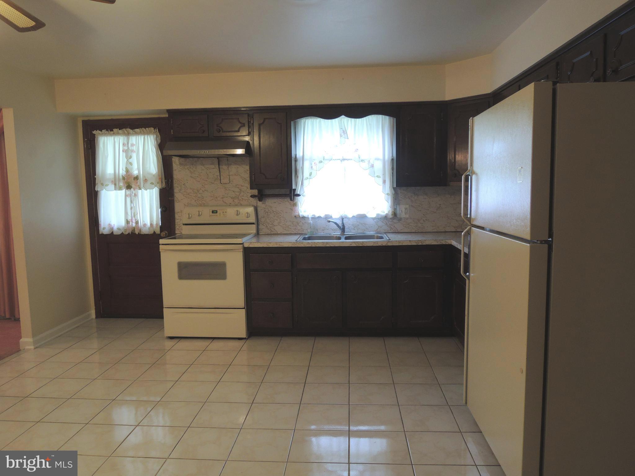 136 New Road Horsham, PA 19044 - Photo 7 of 29 Gallery Image 7