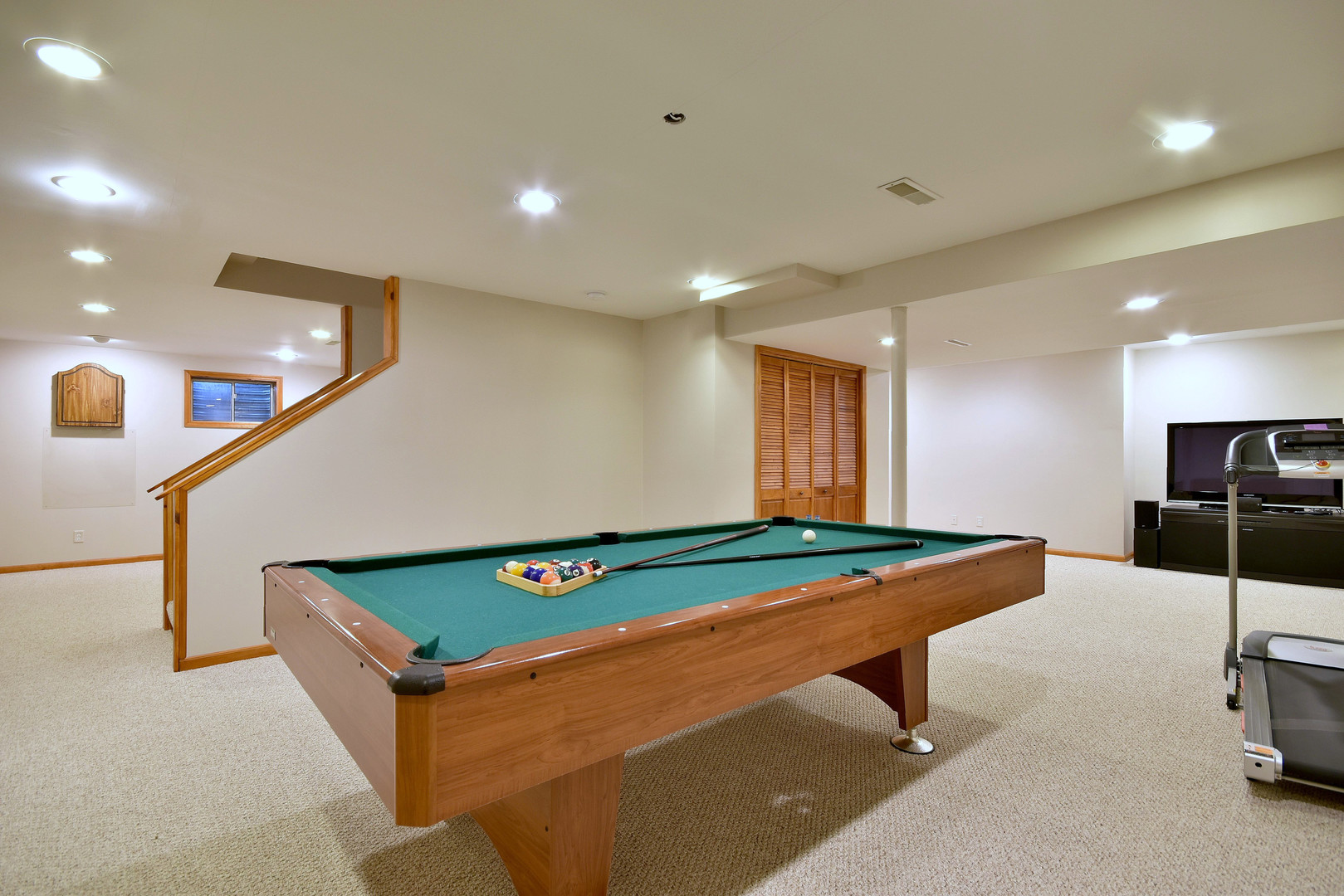 448 Lewis Road Geneva, IL 60134 - Photo 34 of 52 a room with table tennis air hockey table and arcade game machine