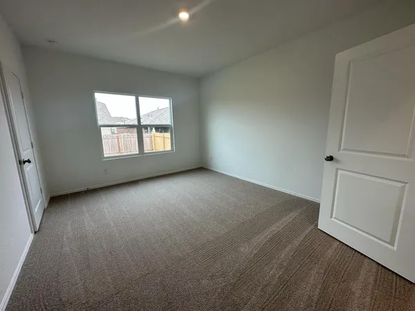 $2,595 | 229 Sonterra Drive, San Marcos, TX 78666