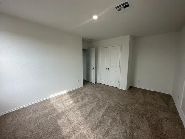 $2,595 | 229 Sonterra Drive, San Marcos, TX 78666