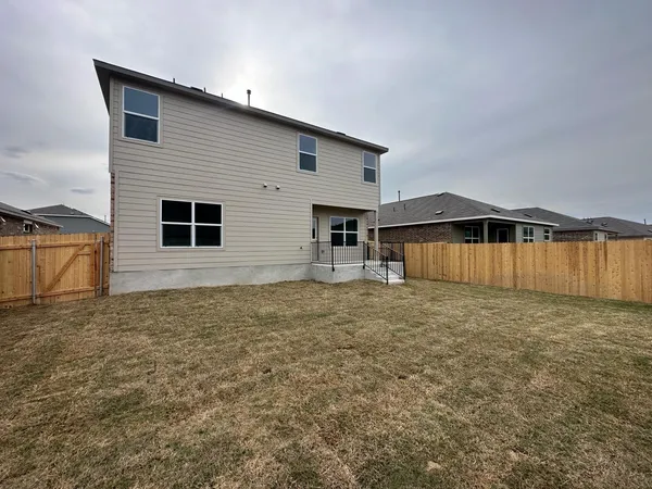 $2,595 | 229 Sonterra Drive, San Marcos, TX 78666