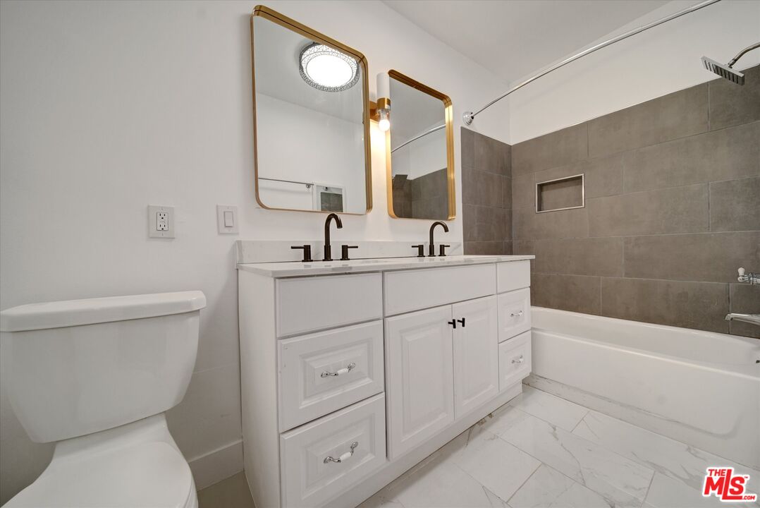15 Spinnaker Street, Unit 101 Marina del Rey, CA 90292 - Photo 20 of 39