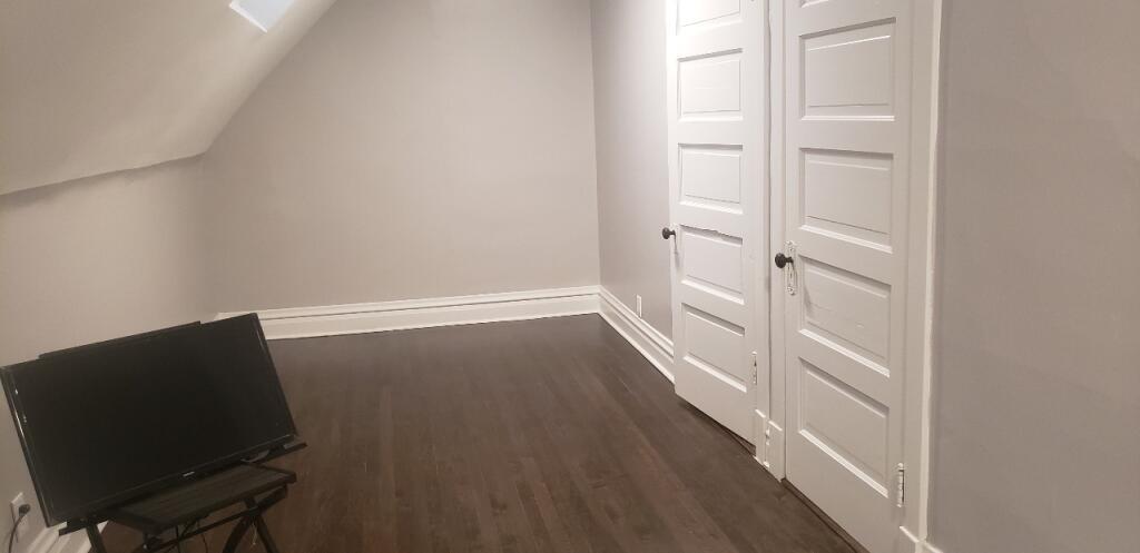 3908 North Janssen Avenue, Unit 2 Chicago, IL 60613 - Photo 7 of 11