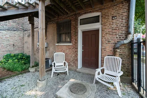 $750,000 | 2724 West Chicago Avenue, Chicago, IL 60622