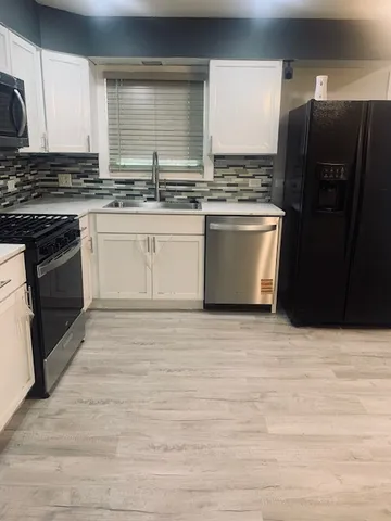 a close view of sink