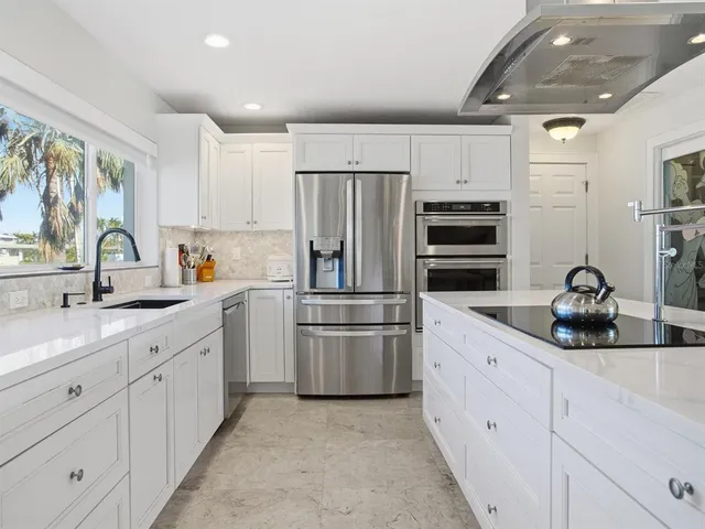 $1,850,000 | 1028 79th Street South, St. Petersburg, FL 33707