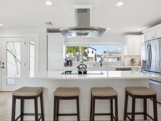 $1,850,000 | 1028 79th Street South, St. Petersburg, FL 33707