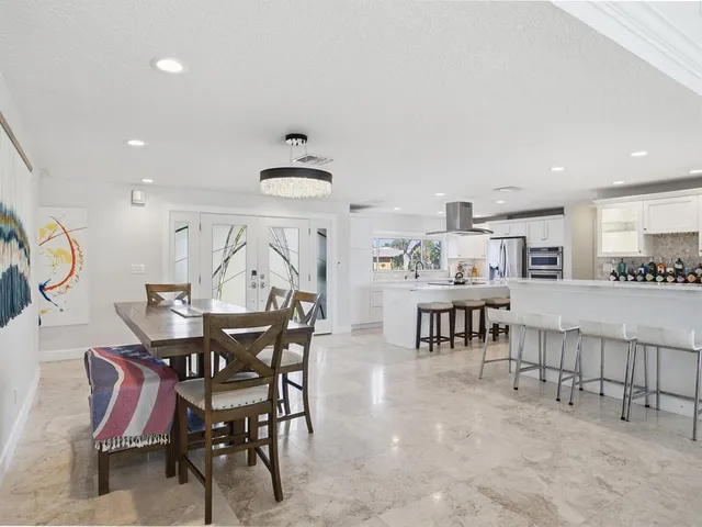 $1,850,000 | 1028 79th Street South, St. Petersburg, FL 33707