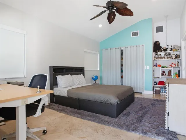 $1,850,000 | 1028 79th Street South, St. Petersburg, FL 33707