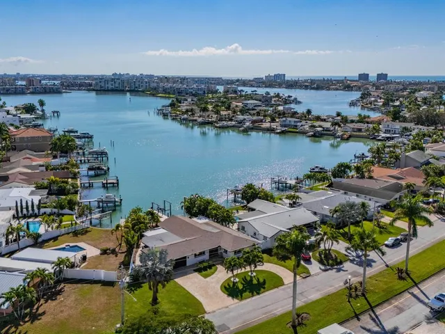 $1,850,000 | 1028 79th Street South, St. Petersburg, FL 33707