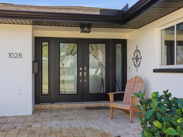 $1,850,000 | 1028 79th Street South, St. Petersburg, FL 33707