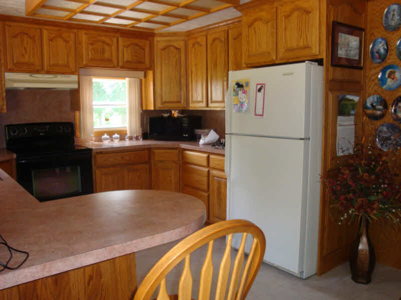 3762 North 11 Mile Road Pinconning, MI 48650 - Photo 3 of 16
