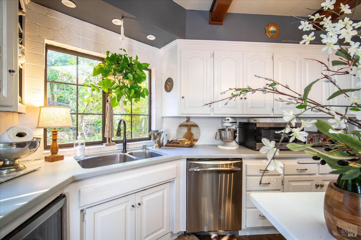 1412 Quail Court Santa Rosa, CA 95404 - Photo 13 of 44