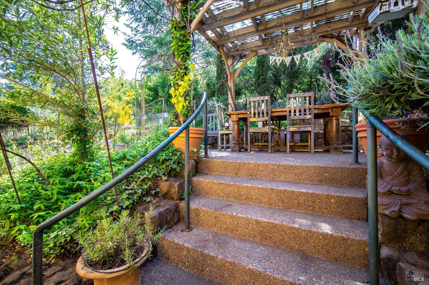 1412 Quail Court Santa Rosa, CA 95404 - Photo 32 of 44