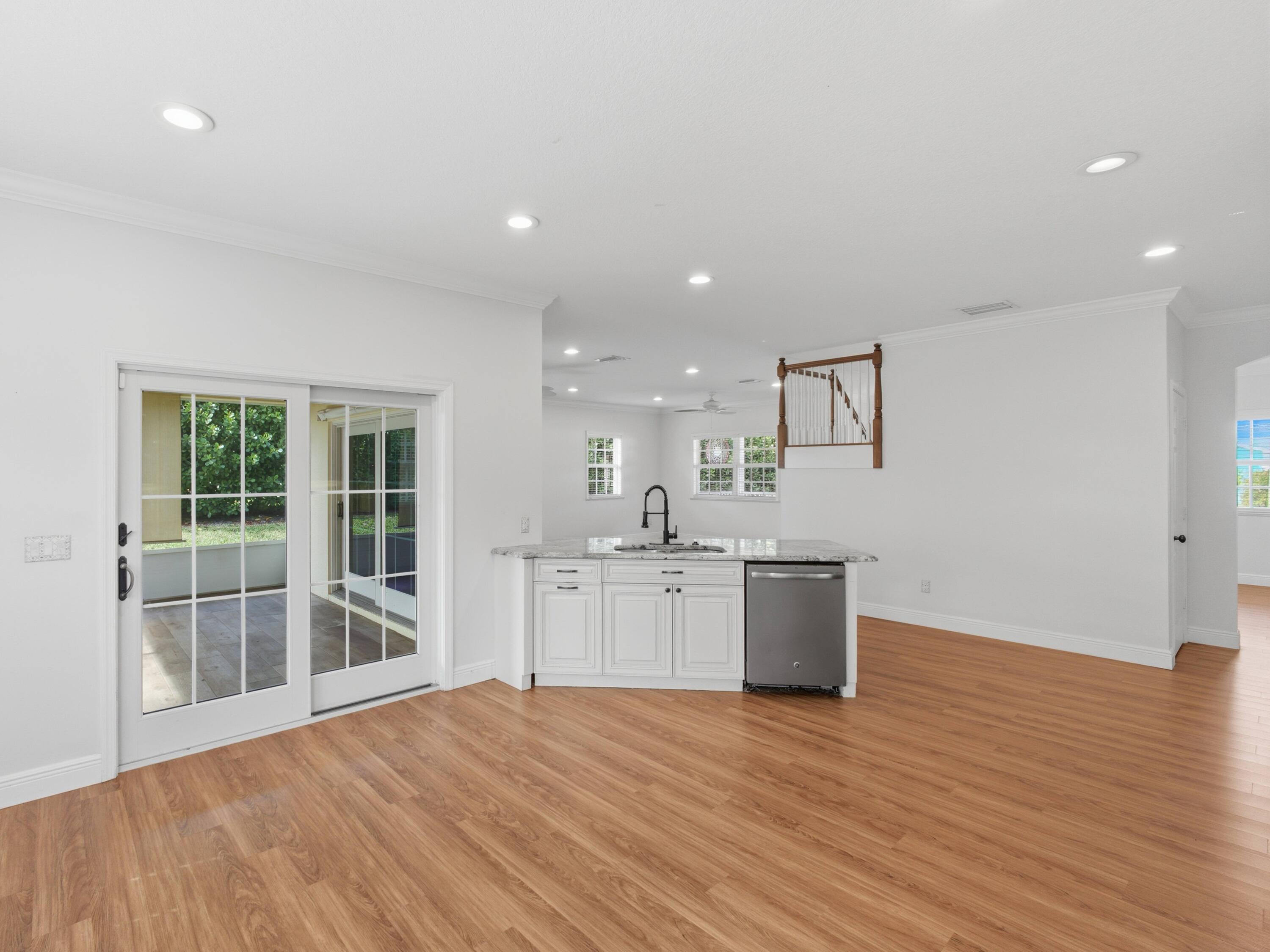 9322 Southeast Athena Street Hobe Sound, FL 33455 - Photo 27 of 69 Kitchen