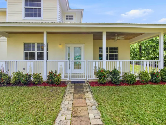 $850,000 | 9322 Southeast Athena Street, Hobe Sound, FL 33455