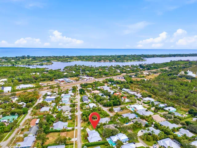 $850,000 | 9322 Southeast Athena Street, Hobe Sound, FL 33455