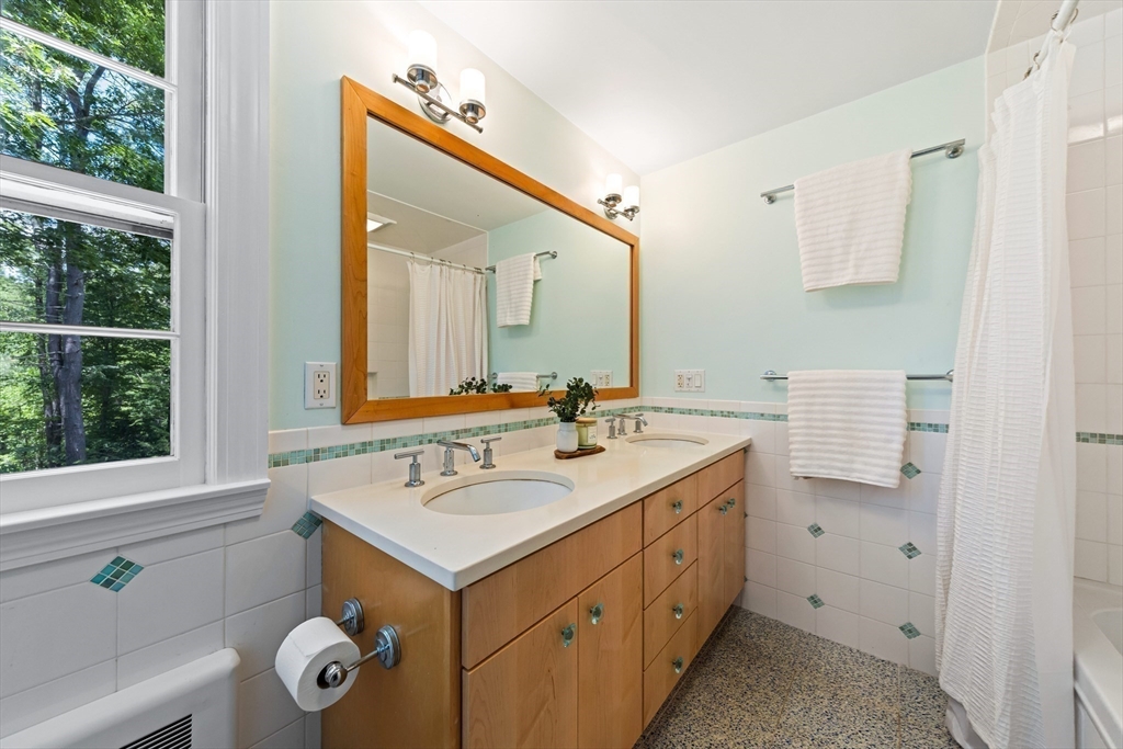 18 Isaac Davis Road Concord, MA 01742 - Photo 27 of 42