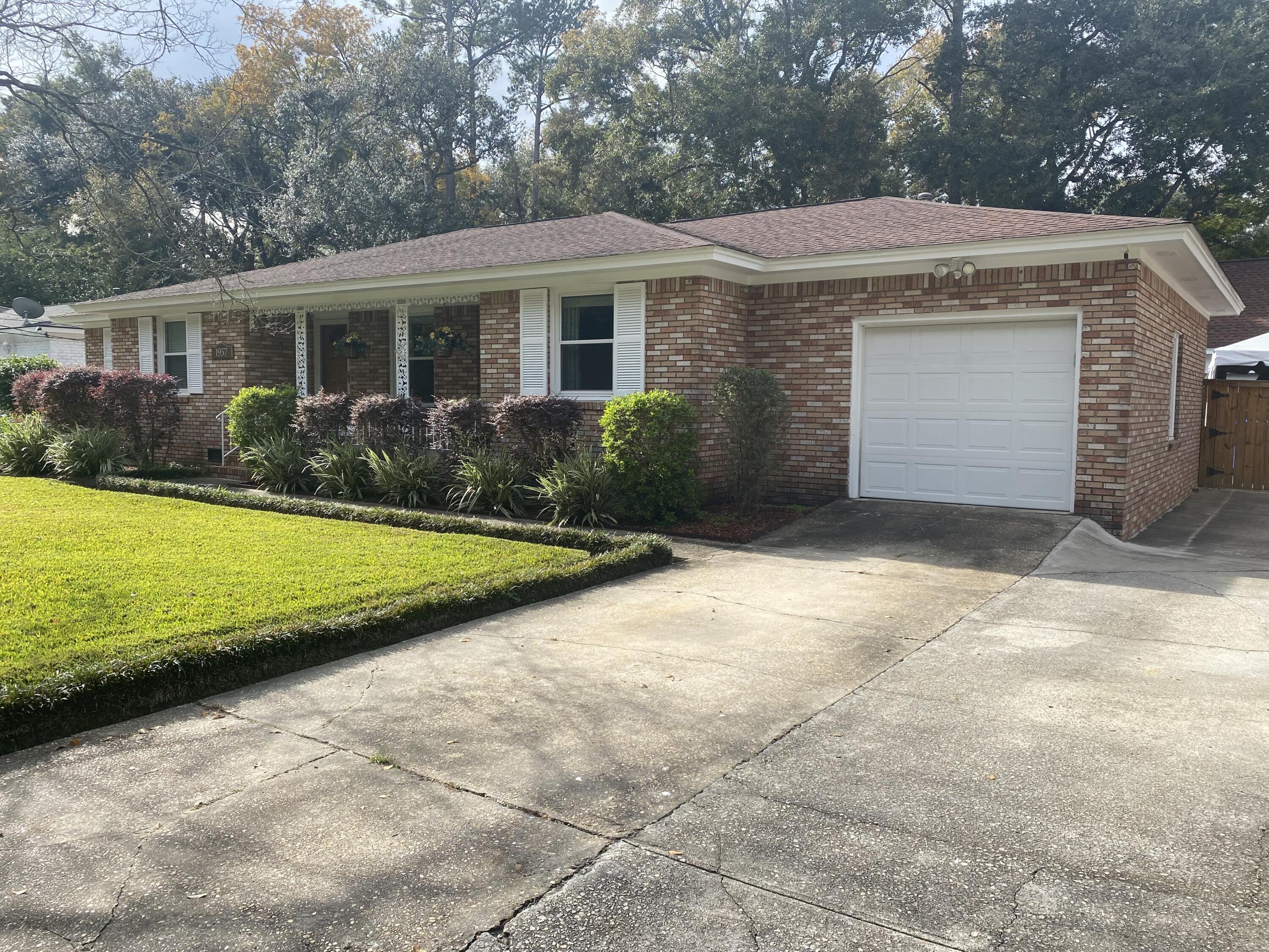 1957 Campion Hall Road Charleston, SC 29407 - Photo 3 of 31 4D3A6772