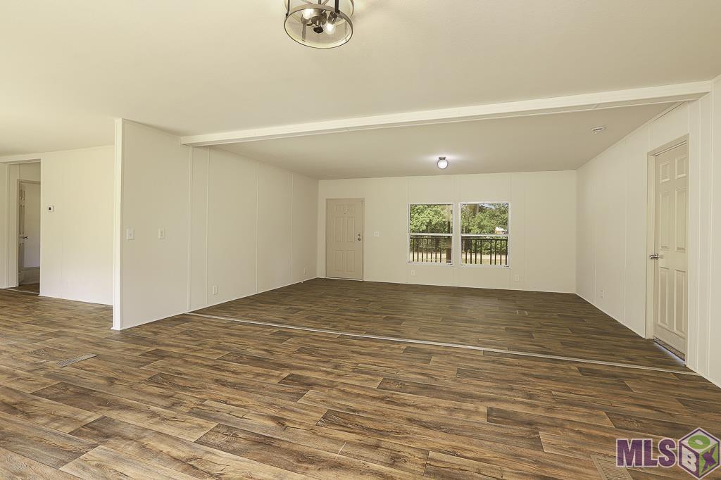 30288 Pine Alley Road Springfield, LA 70462 - Photo 13 of 32