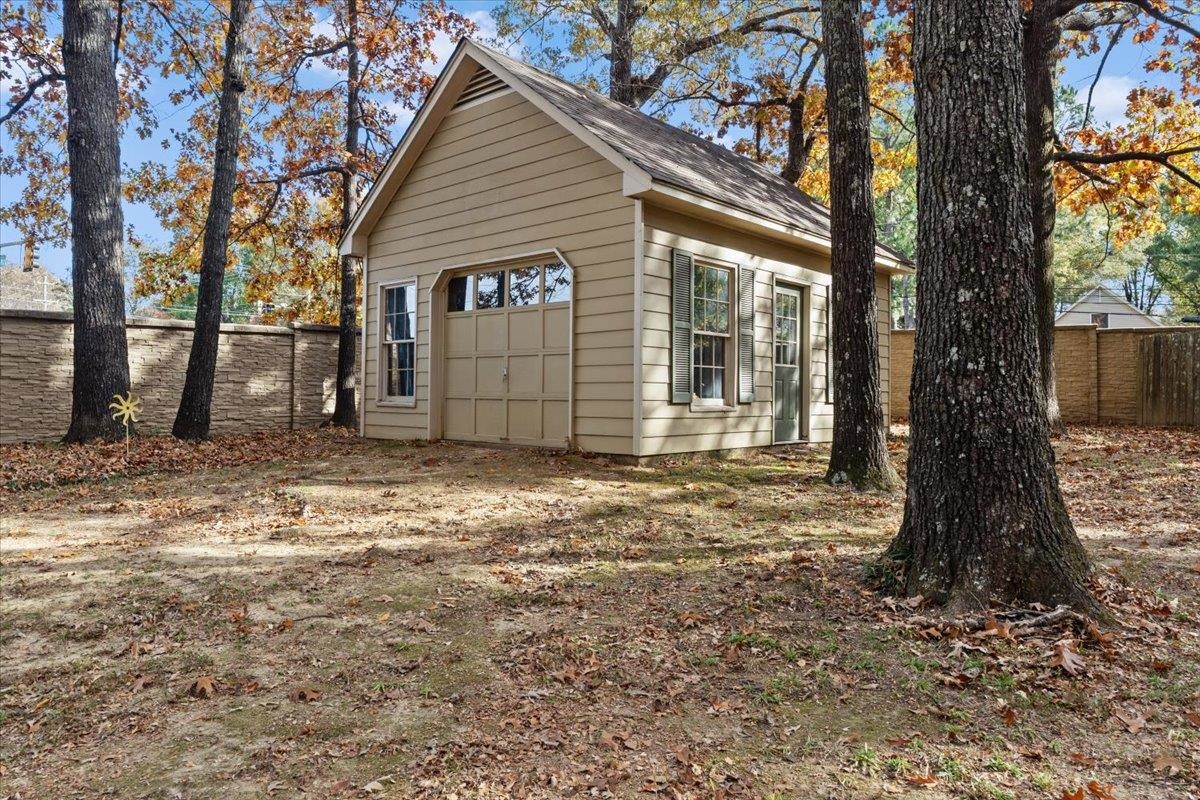 732 North Tree Drive Collierville, TN 38017 - Photo 37 of 40 View of outbuilding featuring a garage