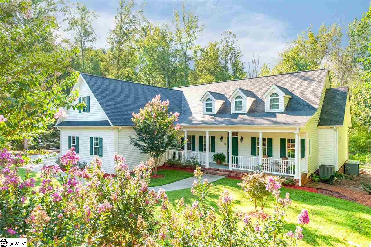 209 Beagle Run Easley, SC 29642 - Photo 1 of 34 Gallery Image 1