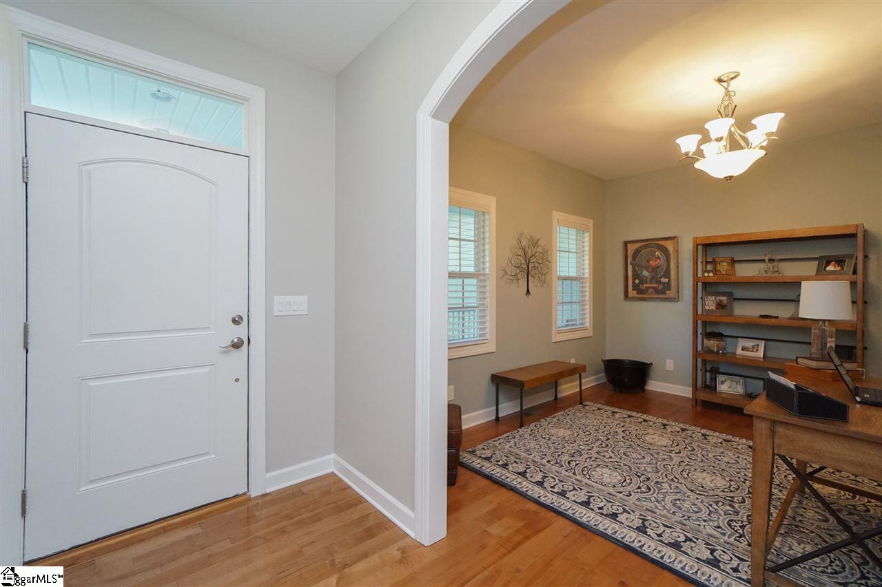 209 Beagle Run Easley, SC 29642 - Photo 2 of 34 Gallery Image 2