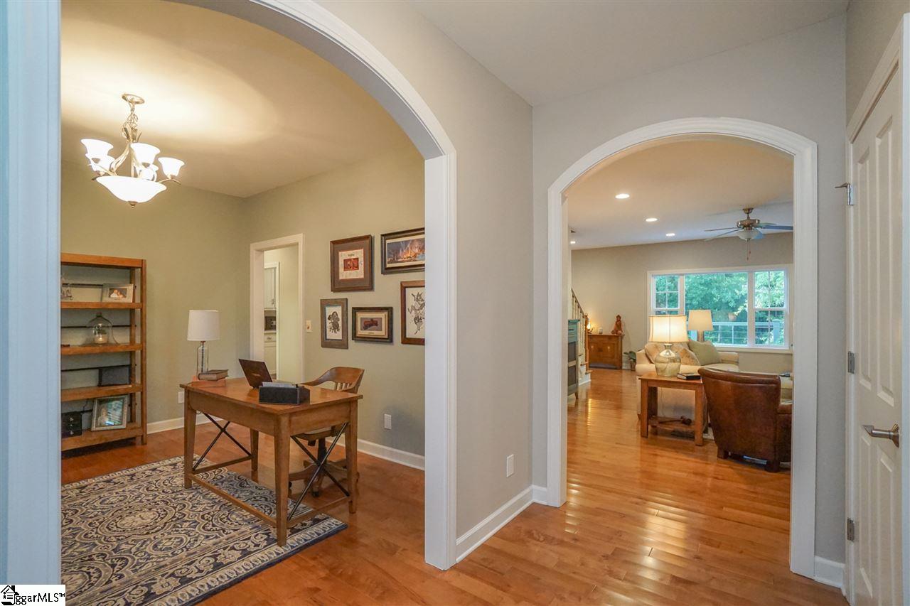 209 Beagle Run Easley, SC 29642 - Photo 3 of 34 Gallery Image 3